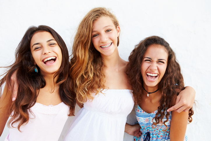 Image of a group of 15 Year Old Girls
