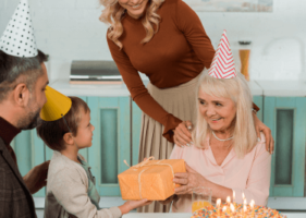Fun 60th Birthday Gifts for Moms: 60 Year Old Woman Gift Ideas