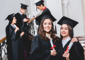 10 Sentimental Graduation Gifts for Daughters