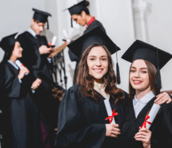 10 Sentimental Graduation Gifts for Daughters